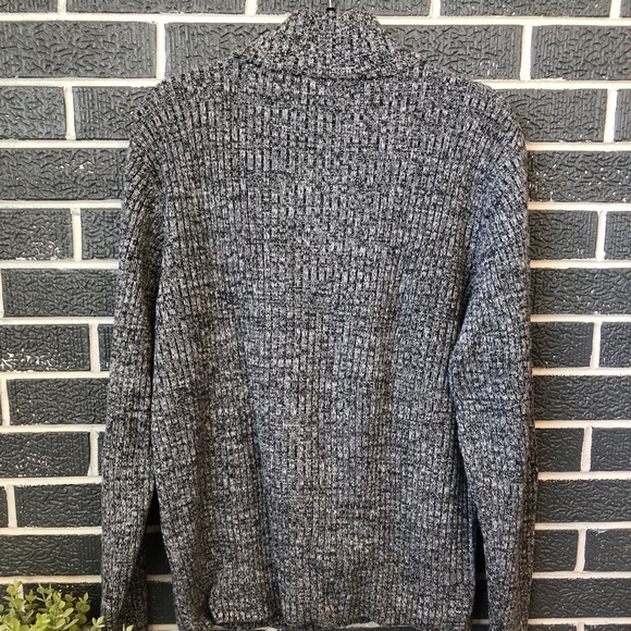 Bowen & Wright: Heather Grey Sweater - Picture 3 of 4